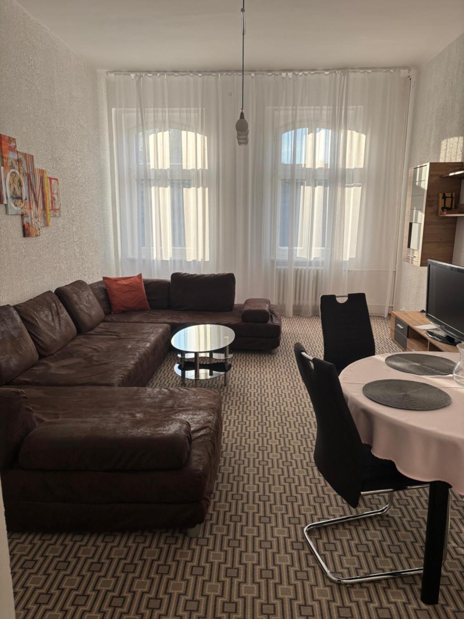 City Centre Apartment Demio Κάρλοβι Βάρι Εξωτερικό φωτογραφία